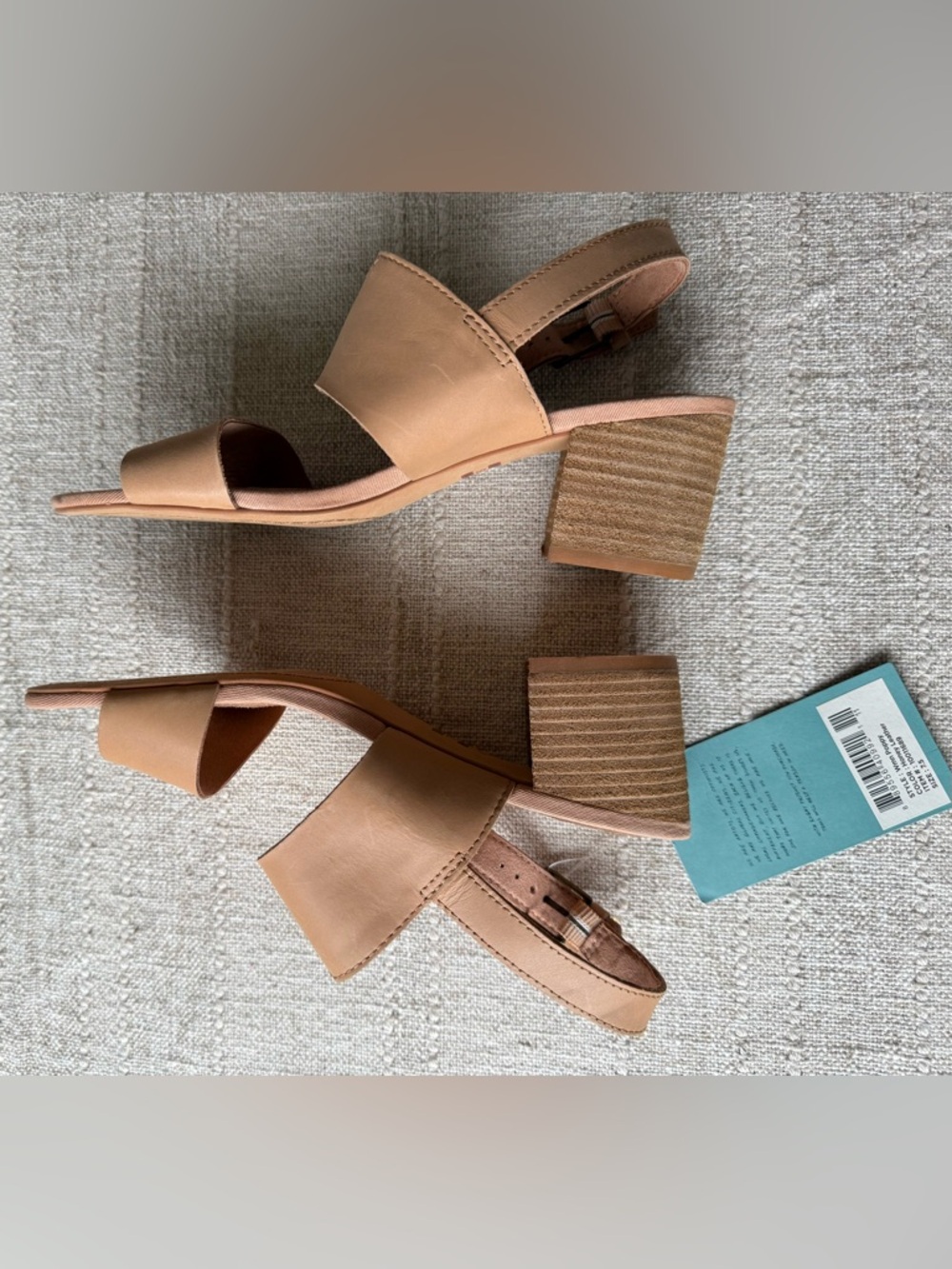 TOMS Poppy Sandals Honey Leather Block Heel Size 7.5 New w/ Tag - Picture 3 of 9